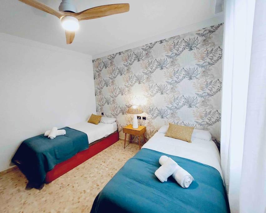 Torre Del Mar Deluxe Close To Beach & Parking Sinese Design Homes Exterior foto
